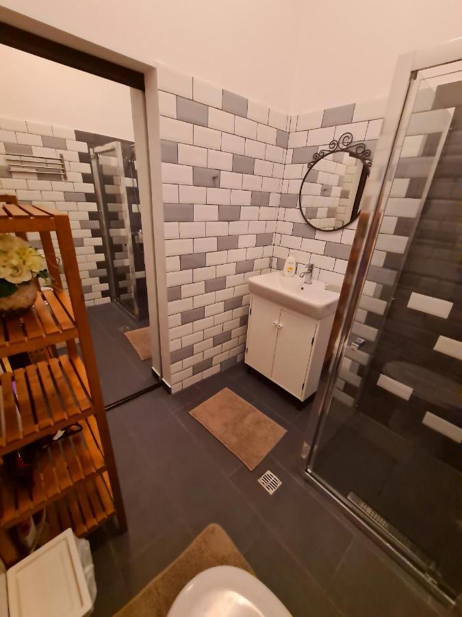 Zig Zag Apartment 4- Old Town คอนสตันซา ภายนอก รูปภาพ